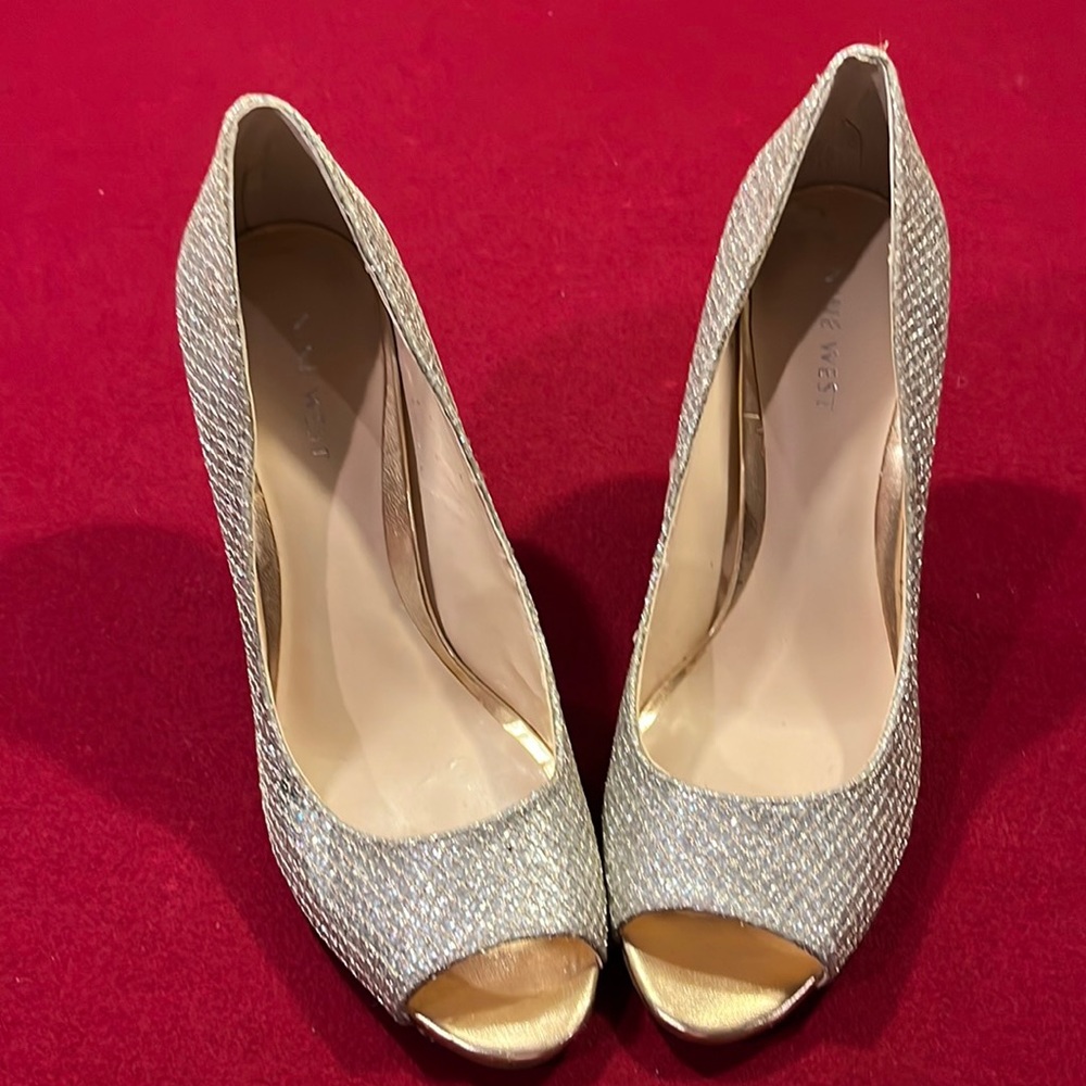 Silver and gold glittery open toe pumps great for any occasion.
